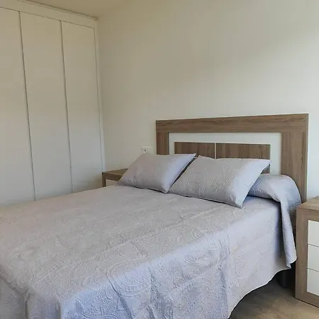 En Rosalia De Castro Lägenhet Moaña