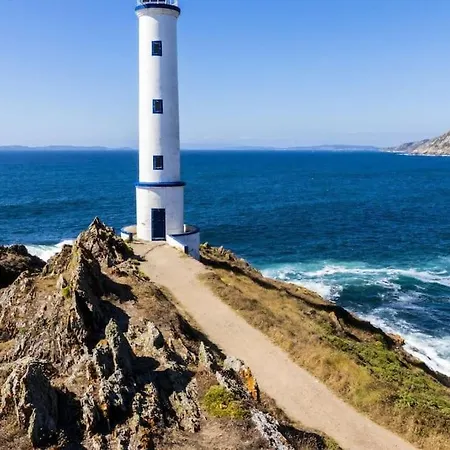 En Rosalia De Castro Moaña